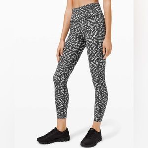 Lululemon Fast and Free Tight II 25" *Nulux in Pace Lace Graphite Grey Multi